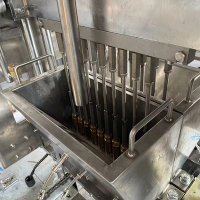 Máquina para hacer caramelos de jalea de frutas de mezclador semiautomático con depósito automático de caramelos