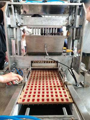 Hoteles Pequeños productos de confitería comercial Maquina de hacer caramelos de goma de goma con gelatina dura