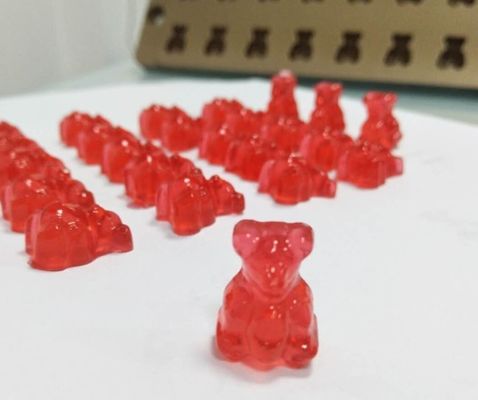 Línea de producción de depósito de caramelo de jalea con máquina de fabricación de caramelos blandos y controlador de servo