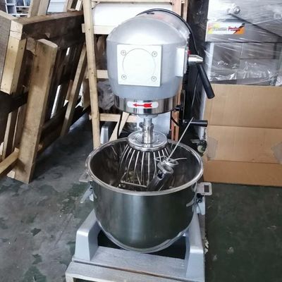 Máquina de mezcla de masa planetaria de alta velocidad con 3 tipos de batedores y tazón de acero de estanqueidad