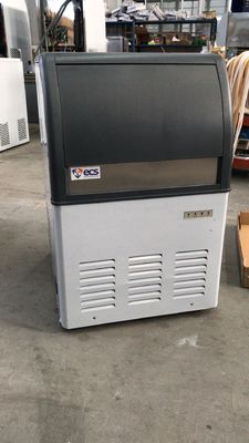 Máquina de fabricación de cubos de hielo de 220V para hoteles 500kg/24h Capacidad y fácil de operar