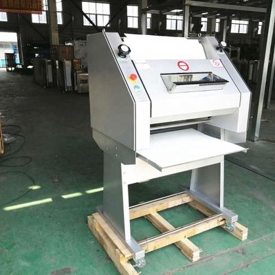 Máquina eléctrica de la línea de panadería de pan para moldear las baguettes francesas con precisión