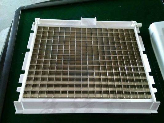 Fabricante comercial de cubitos de hielo con capacidad de 60 kg/día y diseño de evaporador de 237x305 mm