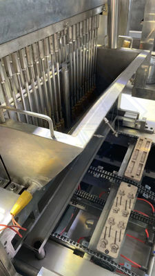 200-300 kg/h Capacidad de las vitaminas de goma de caramelo de la máquina de fabricación para la línea de producción de patitos