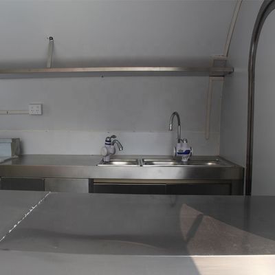 Carritos de pan para calcetines y remolque móvil de café en el carrito de mercancías comerciales