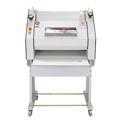 Mezcladora de masa versátil para panadería 2000*1800*2200mm Tamaño y 220V/380V de voltaje