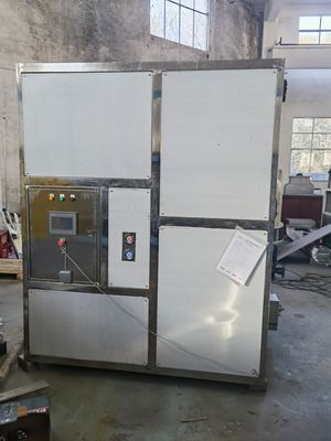 Fabricante de hielo de cubo industrial de refrigeración por agua con función automática de fabricación de hielo