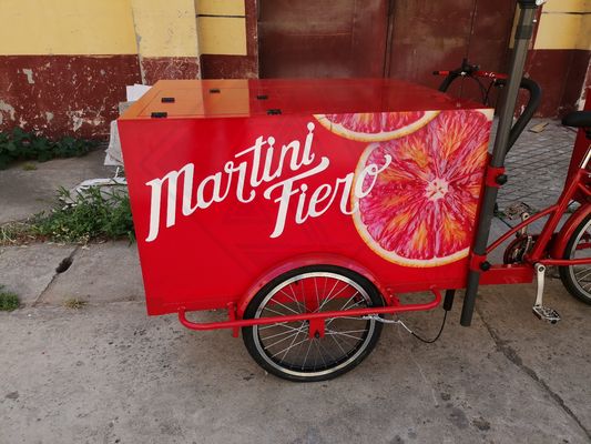 Larga vida útil de la bicicleta triciclo carro de alimentos para camión de comida móvil multifuncional