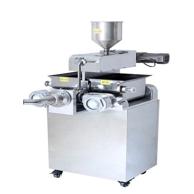 2020 Máquina automática de incrustación para hacer galletas rellenas Pastelería y pasteles de luna