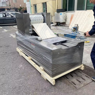 Máquina de hacer galletas de automatización pequeña para horno de panadería modelo de fabricante de galletas de chocolate