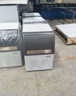 Fabricante automático de hielo de cubo comercial con tecnología de ahorro de energía