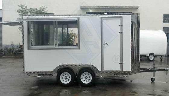 Función de venta de bocadillos Trailer móvil de alimentación para carretillas de comida al aire libre