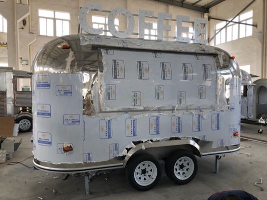 Shanghai Jingyao Carro de helados / camiones de alimentos Caravana de remolque con obras de construcción