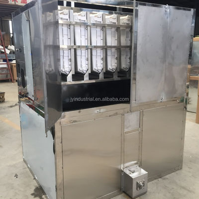 Fabricante de hielo industrial de 2 toneladas cubo con capacidad de 160 kg/día y refrigerante R134a/R404A
