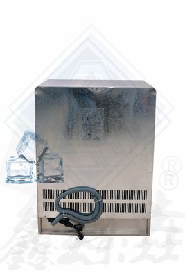 Máquina de fabricación de bloques de hielo transparente Automatización comercial Refrigeración por aire para bebidas alimenticias