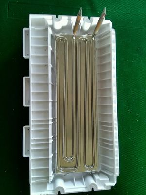 Máquina para hacer cubitos de hielo industriales comerciales de 330*330 mm con evaporador de enfriamiento por agua