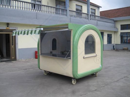 Función del camión de comida móvil al aire libre Vending Snack Machinery Función de suministro de alimentos