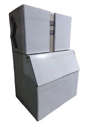 Máquina para hacer hielo en cubos de 22x22x22 mm para la producción de hielo en grandes volúmenes en restaurantes