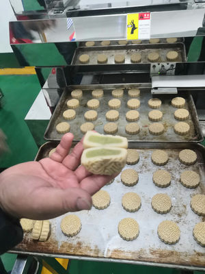 Máquina de llenado de helados de mochi de galletas de doble color JY-868 PLC fácil operación 3 Hopper