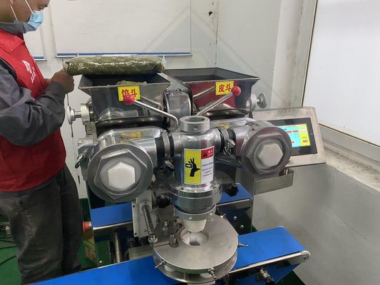 1.2x0.8x1.0 m Máquina automática de incrustación y formación de bolas de arroz Multifunción