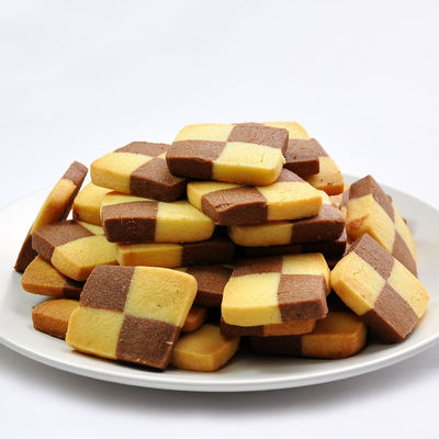 Línea de producción de incrustación y formación de galletas de alta productividad con corte de pinza
