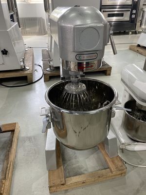 Tienda de comestibles Mezcladora planetaria de masa industrial/ Mezcladora de harina/ Mezcladora de pasteles con aprobación CE