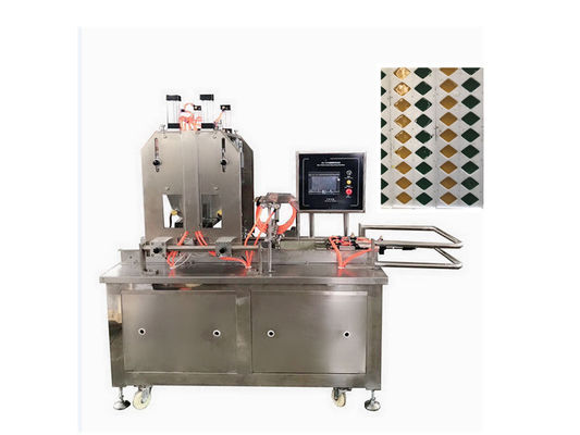 Máquina semiautomática de fabricación de dulces de 50 kg / h para el oso gomoso perfecto y dulces blandos duros