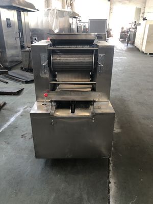 Máquina avanzada de fabricación automática de galletas de pastel de nuez para la industria panadera