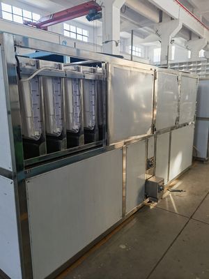 Máquina de cubos de hielo con enfriamiento por agua de 4500W para una producción de hielo rápida y constante