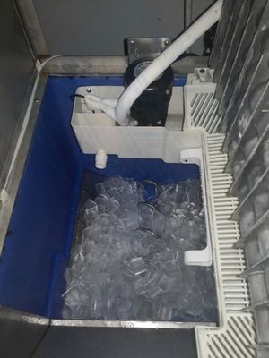 Una buena máquina automática de 60 kg para hacer hielo