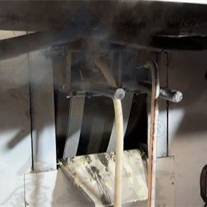 Máquina de rodillo de huevos automática completa para 2700 * 1600 * 2300mm Tamaño y resultados consistentes