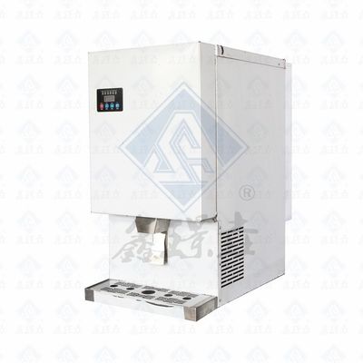 Producir 22*22*22mm de hielo cúbico con nuestra máquina de hielo comercial tamaño 430x520x800