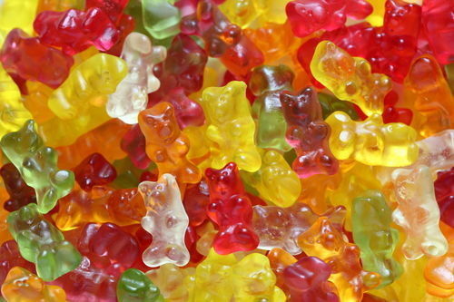1.5KW Chocolate Toffee Lollipop Gummy Bear máquina para la fabricación de dulces industriales de 50 kg / h